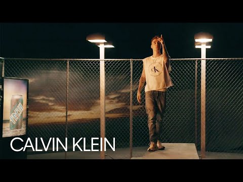 Vidéo: Justin Bieber Est Le Nouveau Garçon Calvin Klein