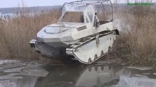 Гусеничный вездеход амфибия вытворяет чудеса. Просто монстр!! Гусеничный вездеход амфибия вытворяет чудеса. Просто монстр!!