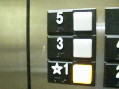 Otis Elevator At The Comfort Suites Off 1 77 Exit 18 In Charlotte