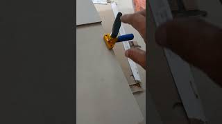 como cortar porcelanato no riscador manual