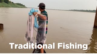 Traditional Fishing, Throw CastNet to catch the fish, there are a lot of #fish #fishtvnew #catch