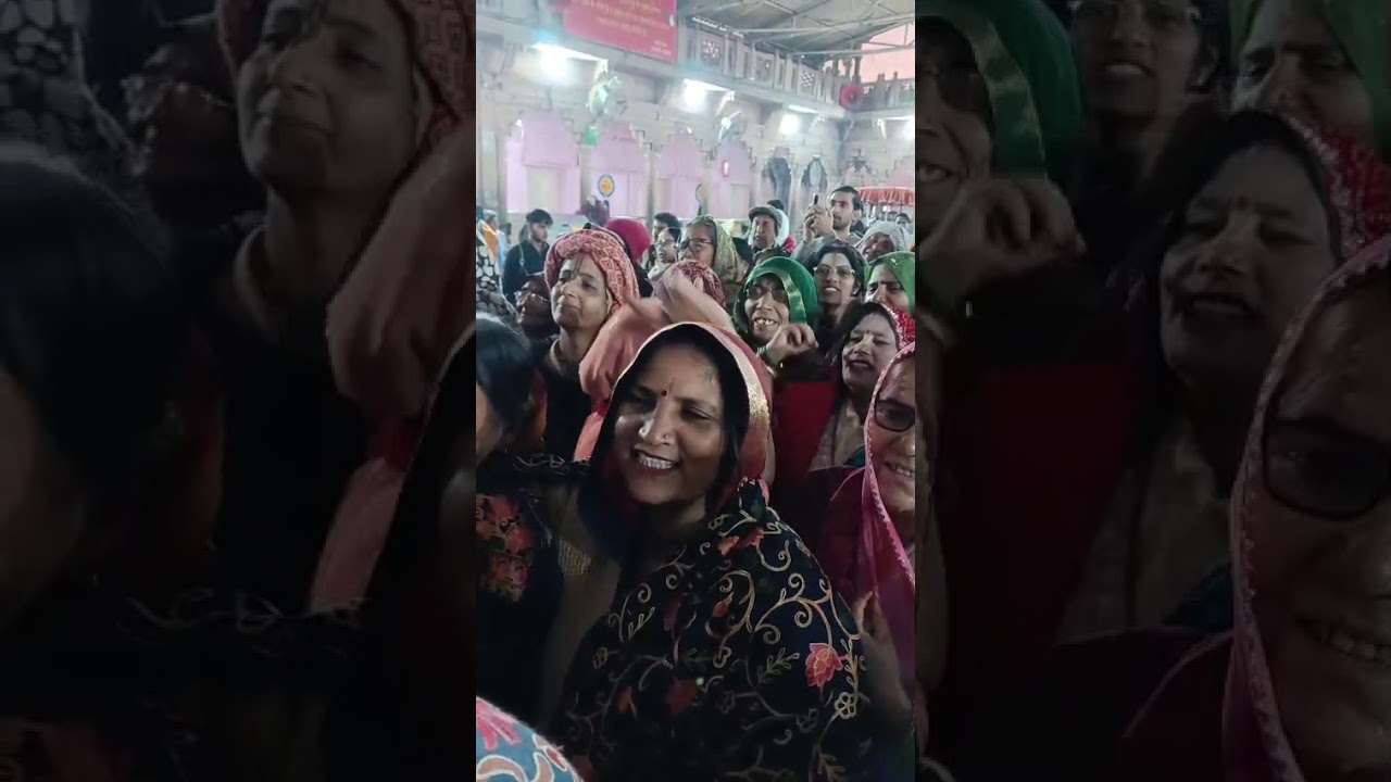 🙏🏻🌹 देखो प्रेम से ब्रिज गोपी नंद के लाल को कैसे उलाहाने सुन रही है  चैनल को लाइक सब्सक्राइब 🌹🙏🏻