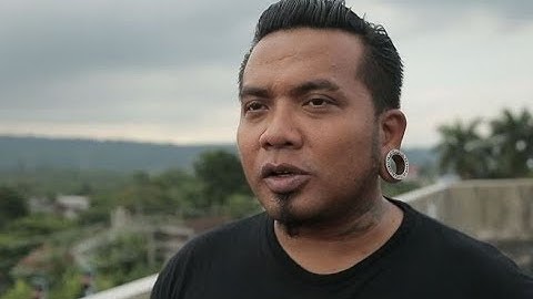 Erik Soekamti, Tampang Brandalan Pendiri Does University