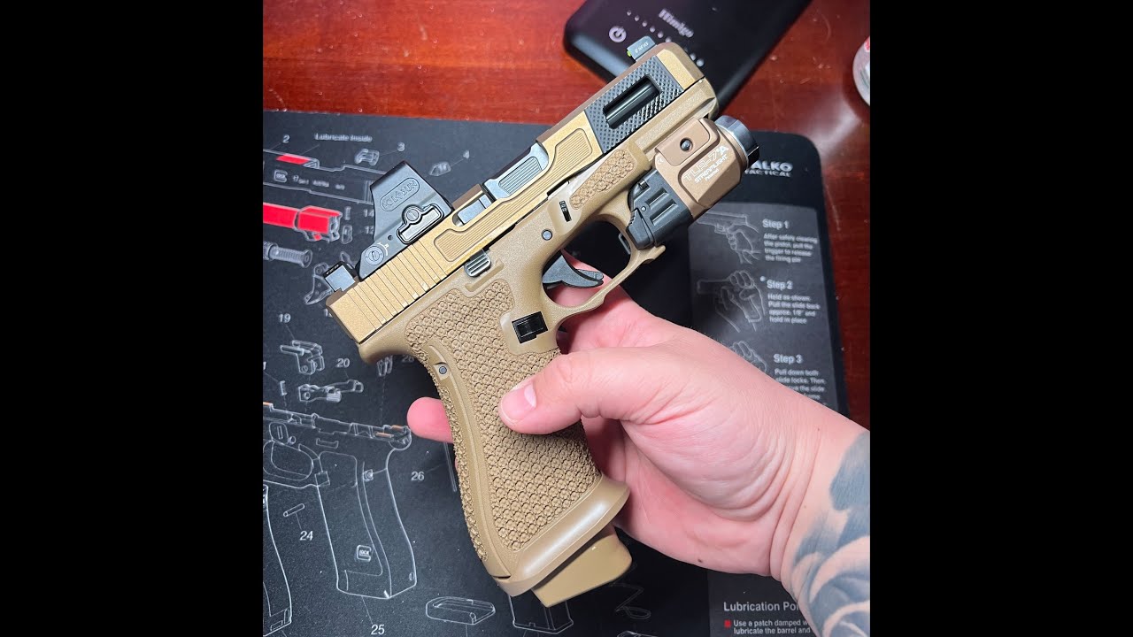 The Gucci Glock 19x Build - YouTube