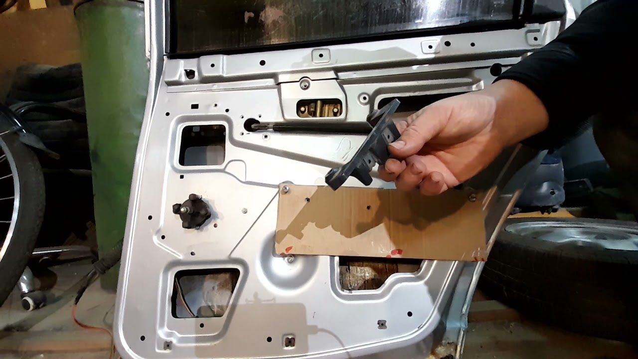 Установка двери ваз 2110 на приору - YouTube