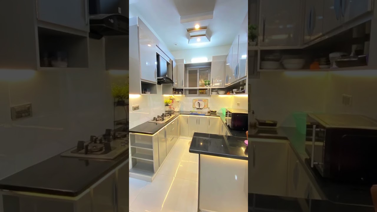 PORTION FOR SALE Gulshan-e-Iqbal Karachi 50 yard upper portion WEST open demand 1 caror 60 lakh neg