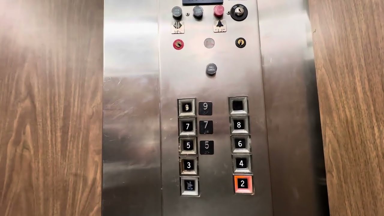 Miami Beach, FL: OTIS VIP 260 traction elevators at a classified location