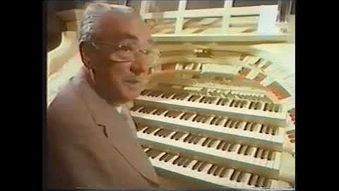 The Legendary Reginald Dixon M.B.E at the Mighty W...