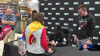 Famous Super Bowl hero Mecole Hardman meets with Chiefs fans in Leawood Wealth