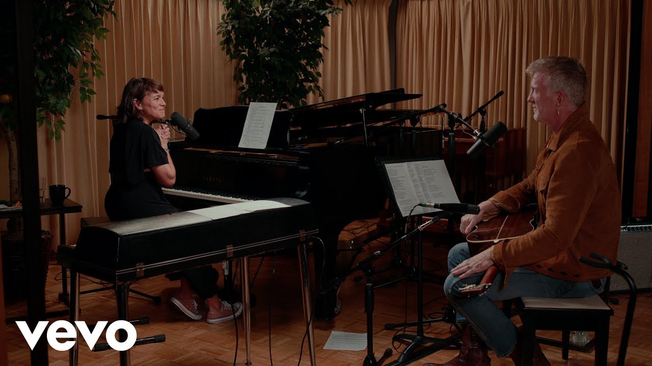 Norah Jones, Josh Homme - Somethin’ Stupid (Live From Los Angeles, CA / 2025)