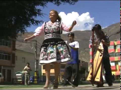 NOEMI TORRES - LAS PALOMITAS - HUAYNO CON ARPA