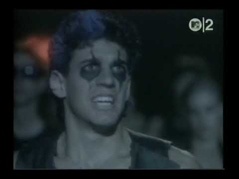 Alice Cooper - (He's Back) The Man Behind the Mask