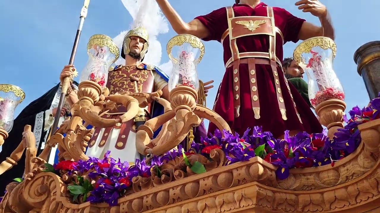 Flagelación La Línea 2022. Primeros momentos tras la salida.