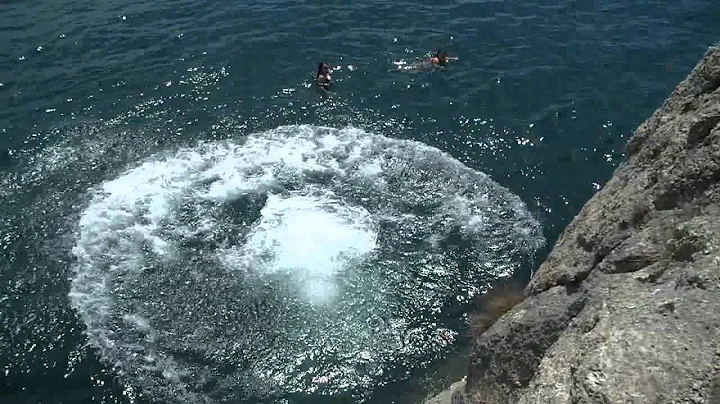 Cliff Jumping, Fort Wetherill