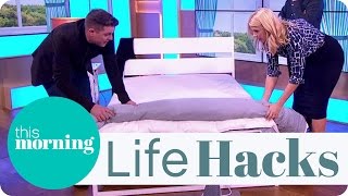 Subscribe now for more! http://bit.ly/1jm41yf steve wilson
demonstrates the easy way to change a duvet cover. like, follow and
this morning! web...