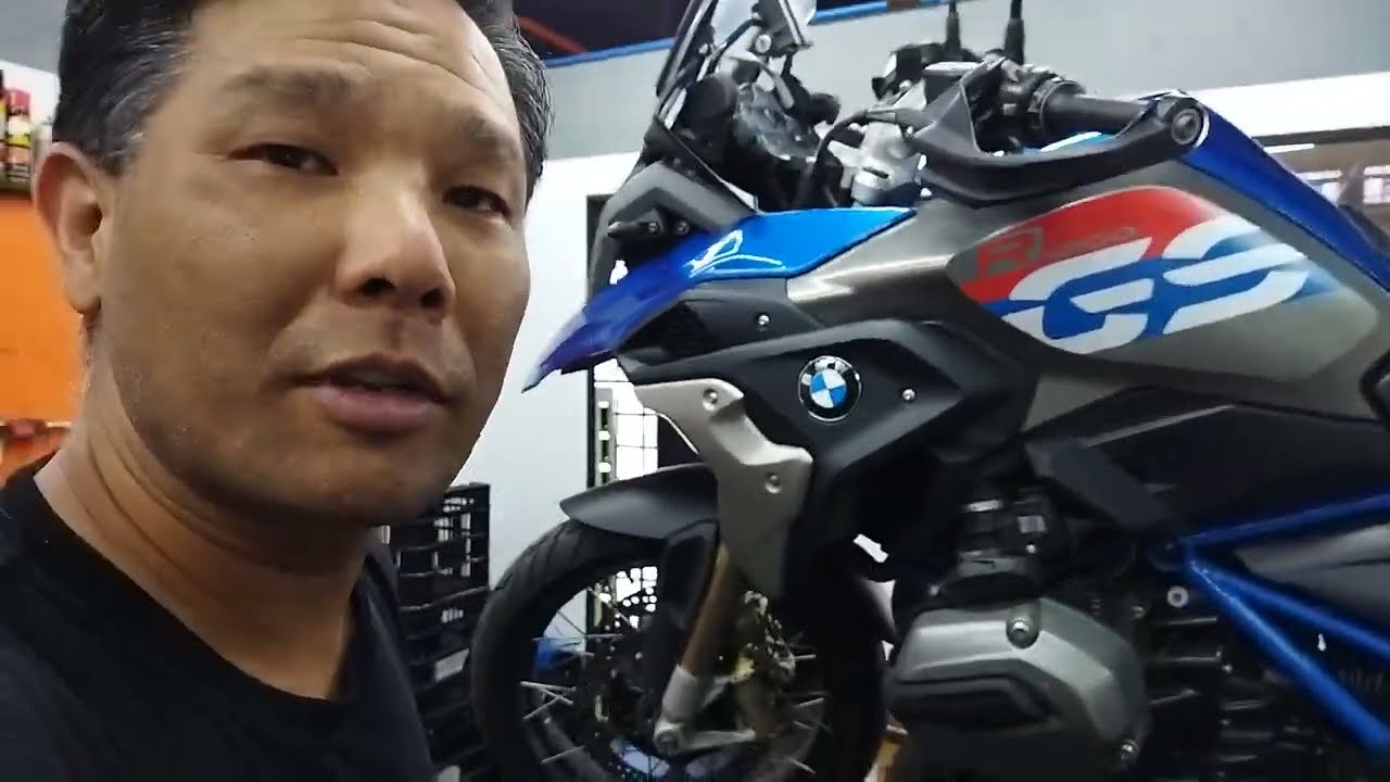 R1200GS do Ricardo: Troca de óleo, filtro de óleo e pastilhas de freio