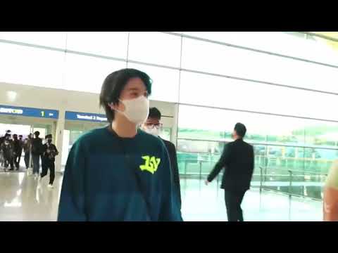 BTS arrive at the airport for Las Vegas 2022 our fashion kings all are looking so handsome 😍