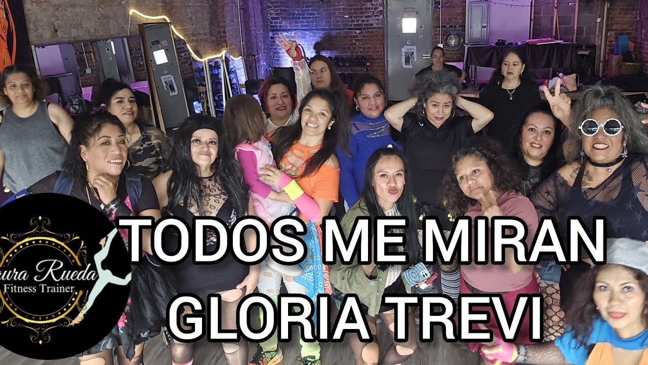 TODOS ME MIRAN 😏- GLORIA TREVI 