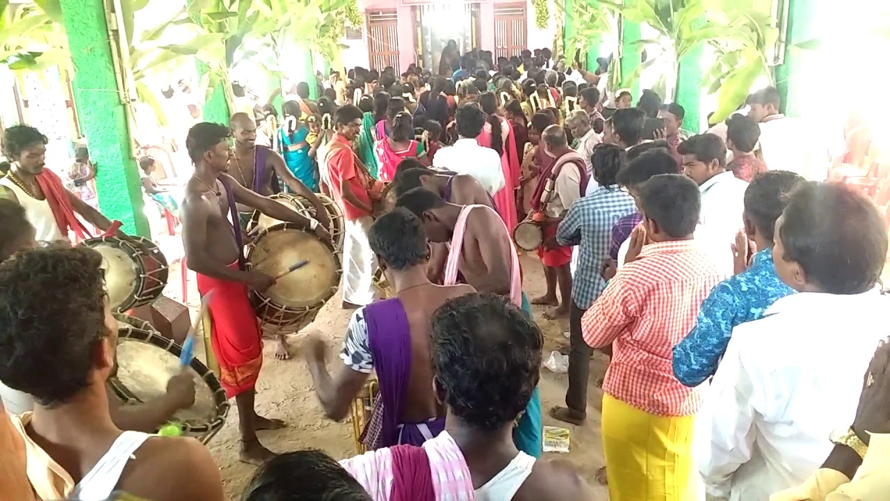 செண்டை முழங்க முத்தாரம்மன் கோவில்கொடைவிழா-Chenda Melam-Sami Alaippu Melam-Mutharamman-Singari Melam