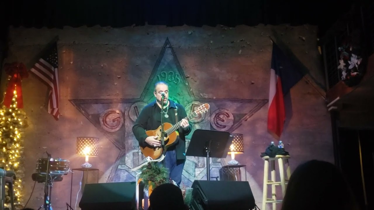 "Stardust", Raúl Malo,  The Globe Theatre,  Bertram,  TX, 12/08/2023 @TheMavericks @raulmalo01 