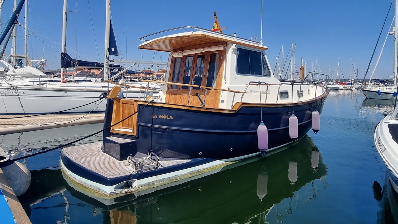 ⁣Menorquin Yachts 100 MY
