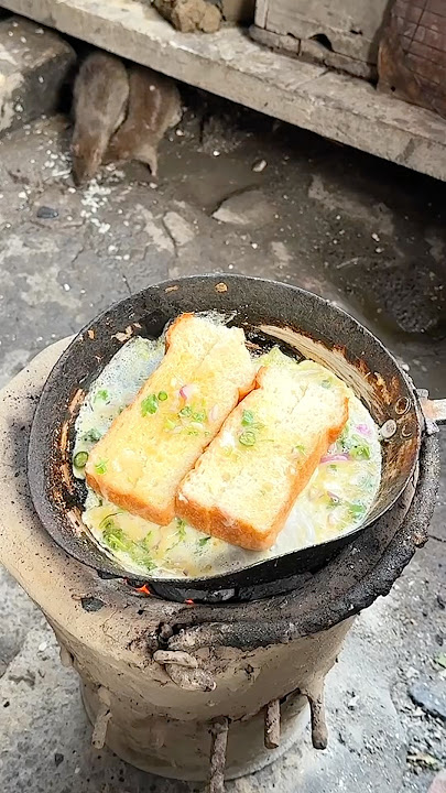 Only $0.4 Egg Toast in India - Indian Street Food