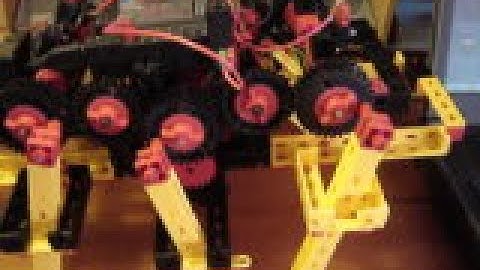 fischertechnik TXT controller : Mirft2 ep. 60 - Feet, legs, gears, oops, lamp, Python