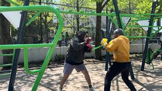 Some quick pad work 🥊🥊 #boxing #padwork #therapy #mentalhealth