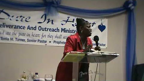 Apostle La'Tonia Turner Givin Up In The Garden Par...