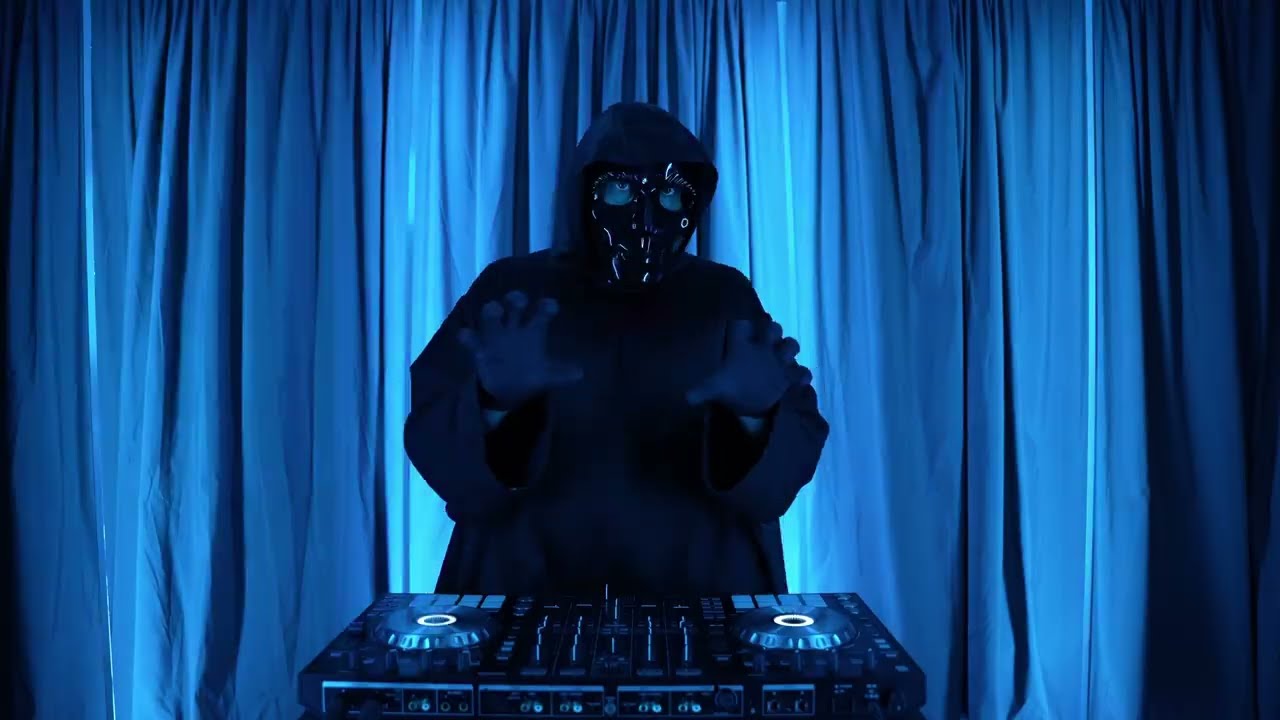 Watch Ziggan - Approaching ft. Tianna (Official Video) on YouTube Watch Ziggan - Approaching ft. Tianna (Official Video) on YouTube