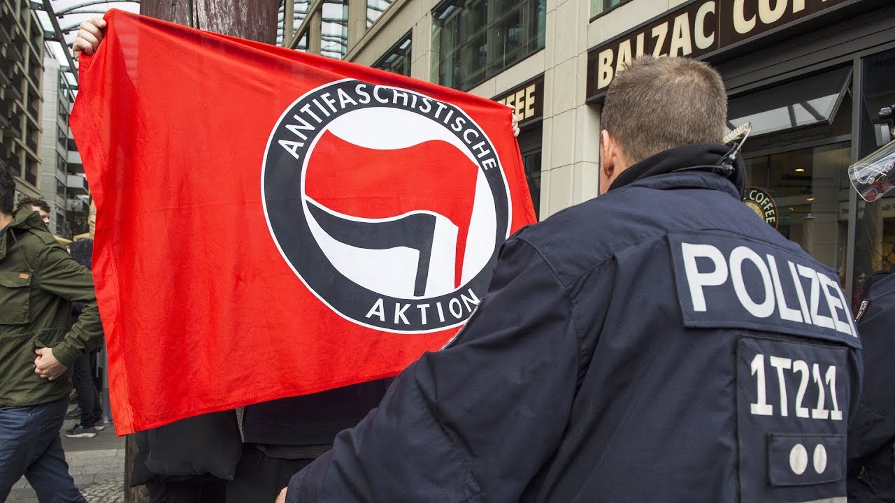 Demaskiert die Antifa – Gesetzesvorschlag löst heftige Diskussionen in den USA aus gesetzliche krankenversicherung