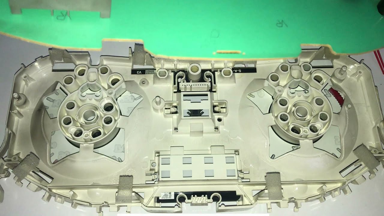 part-3 Trim sesi duyunca GICIK oluyorsanız buyrun düzeltelim.  megane 2 Squeaks & Rattles problems