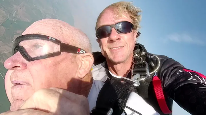Kenneth Jacobson's Tandem skydive!