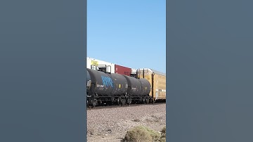 BNSF 7111 EB MP 733 NEEDLES SUB 10-21-2023 #bnsftrains #railway #railfaning