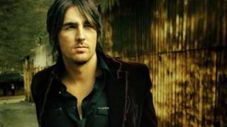 Jake Owen talks about Facebook on 94.9 Star Country