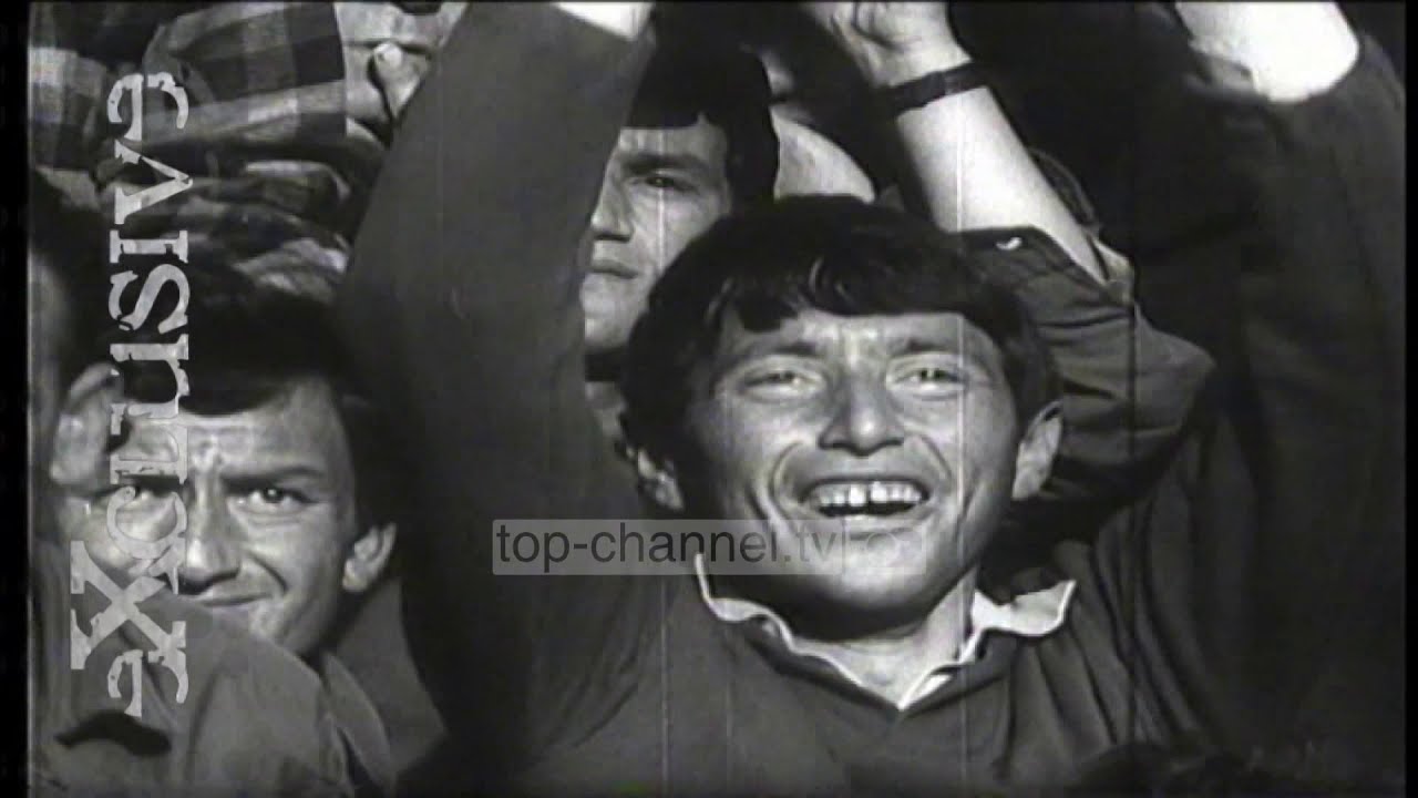 Exclusive - Tirona, zonja bardheblu