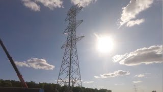 Budowa słupów elektrycznych najwyższego napięcia 2x400kV