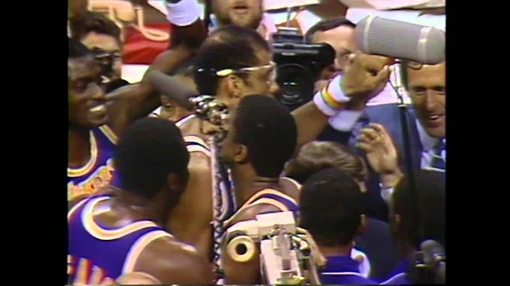 Kareem Abdul-Jabbar Passes Wilt Chamberlain to Become All-Time Scoring Leader