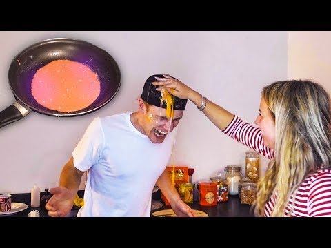 Video: Ongezoete Roze Pannenkoeken