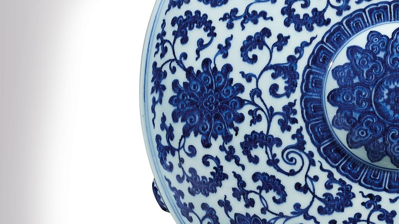 How a Qianlong Moonflask was Inspired by Past Masterpieces