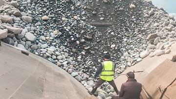 Barge unloading 2200 cobblestone - Smooth flow, relaxing - Vlog of work on the barge