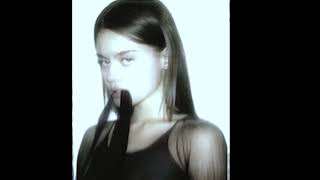 Download Lagu noevdv - flashing lights MP3 Download Lagu noevdv - flashing lights MP3