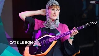 Cate Le Bon - Remembering Me (Glastonbury 2022)
