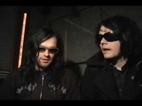 Bert Mccracken And Gerard Way Interview The Used My Chemical Romamce Youtube