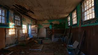 Dilapidated building ( Glendale Shoals )