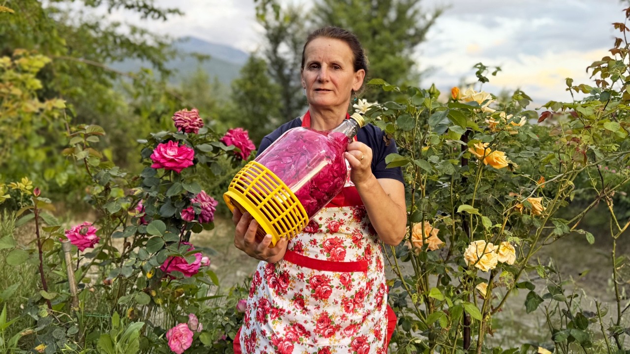 Traditional Albanian Rose Jam 🇦🇱 Made with Garden-Fresh Petals 🌸