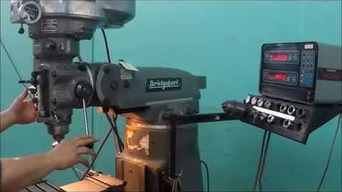 BRIDGEPORT  SERIES 1 VARIABLE SPEED VERTICAL MILLING MACHINE with ACU-RITE DRO