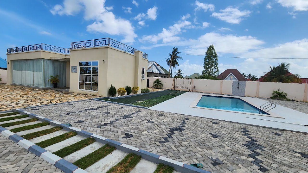 #0674285326 INAUZWA KIGAMBONI GEZA  BEI MIL 500 ENEO SQM MITA 2000 DOCUMENTS HATI KAMILI YA WIZARA