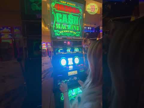 Jewel of the Dragon in Vegas! #slots #casino #vegasmatt #mrbeast #handpay #money #vegaslowroller #ny