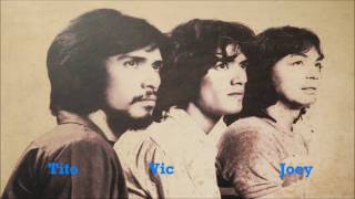 Tito, Vic and Joey - Ocean Deep chords